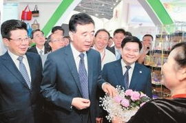 小白楊，累并快樂著——組織文化藝術(shù)交流活動(dòng)的點(diǎn)滴感悟